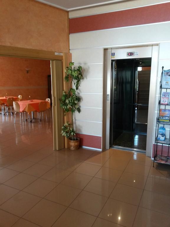 Hotel La Torre Los Montesinos Exterior photo